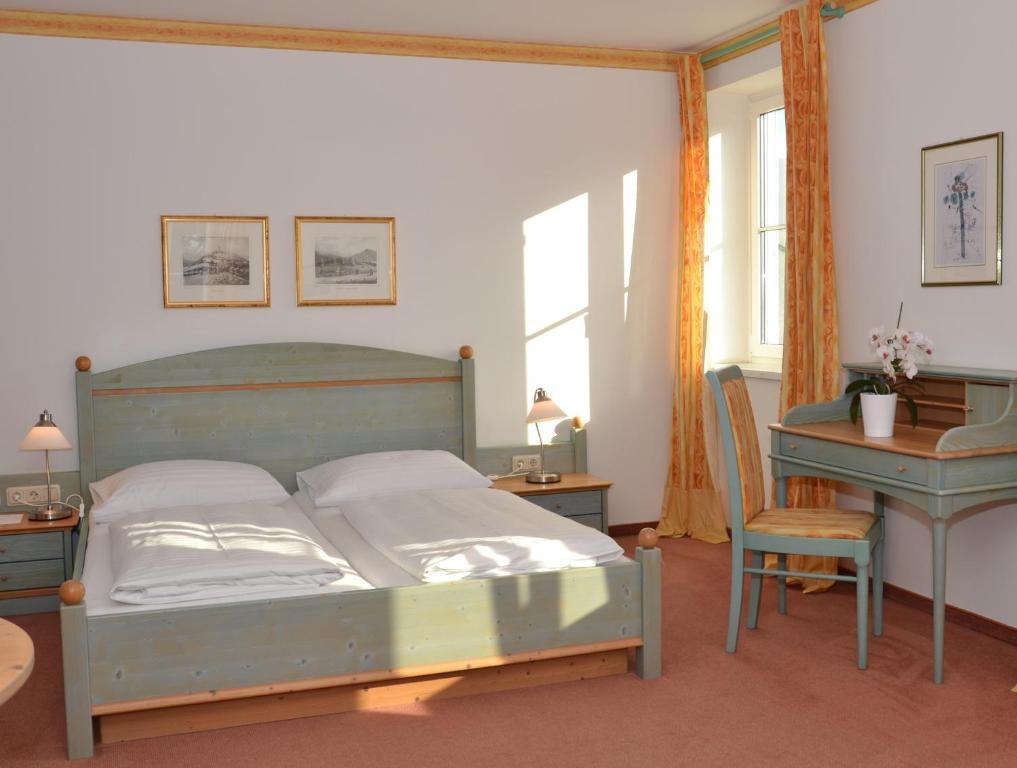 Hotel Dienstl Gut Launsdorf Chambre photo